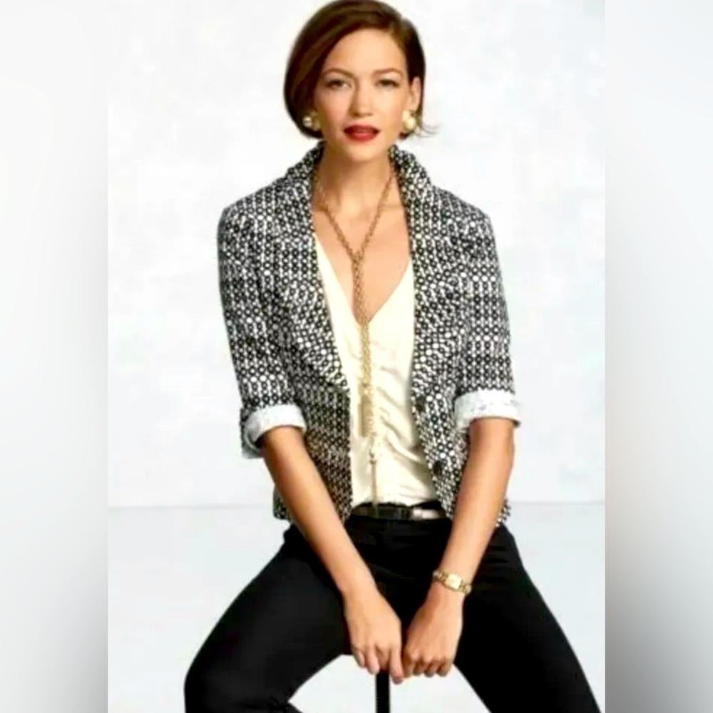 CAbi Du Jour Blazer/size 6 #298 Black/White Geometric Print 3/4 length sleeve